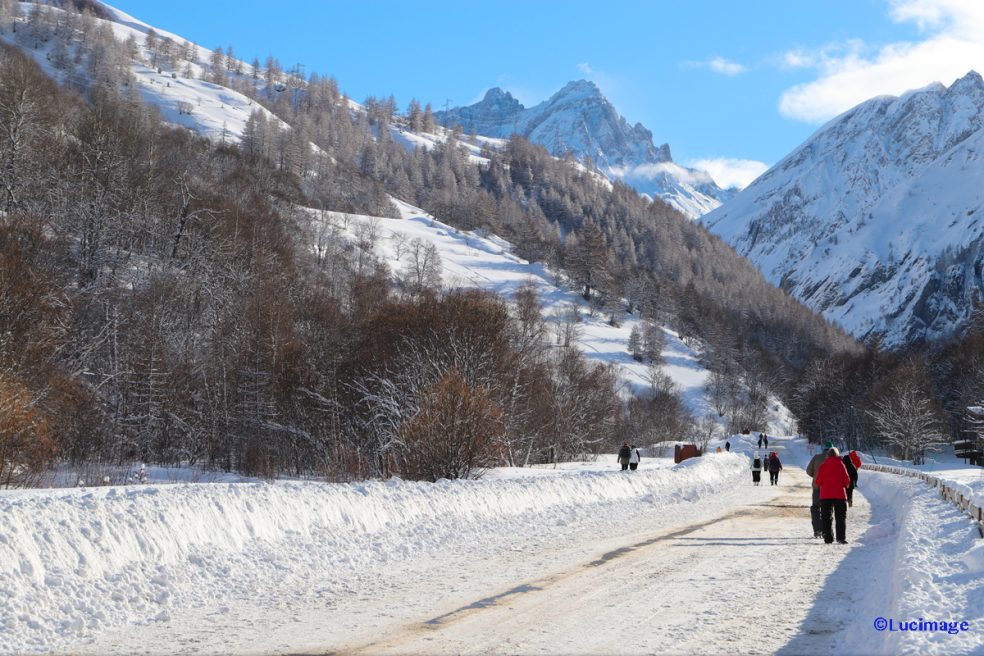 Passeggiata da Les Verneys a Pratier - Itinerario escursionistico